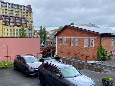 квартира за адресою Костянтинівська вул., 10