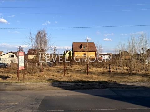 ділянка за адресою Столична вул., 15