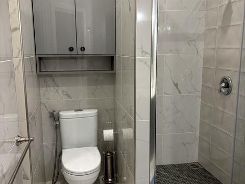 квартира по адресу Вице-адмирала Азарова ул. (Вице-адмирала Азарова), 8а