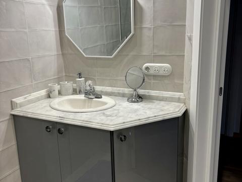 квартира по адресу Вице-адмирала Азарова ул. (Вице-адмирала Азарова), 8а
