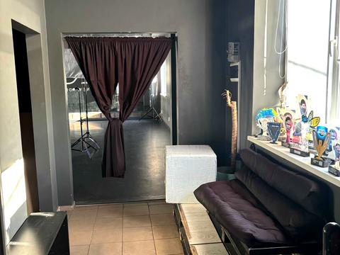 комерційна за адресою Промислова вул., 50б