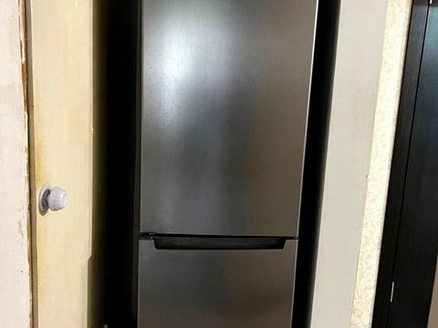 квартира за адресою Космодромна вул., 3