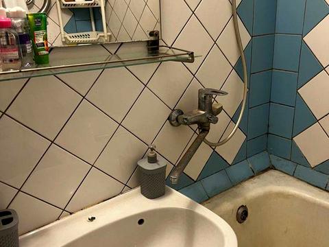 квартира за адресою Космодромна вул., 3