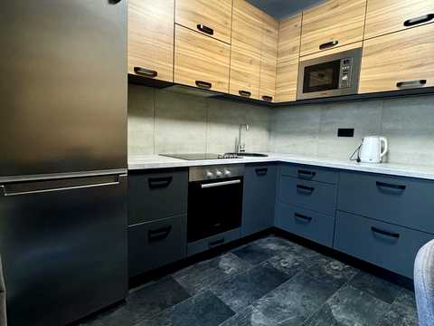 квартира за адресою Козакевича вул., 27