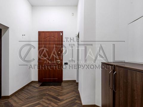 комерційна за адресою Саксаганського вул., 84-86