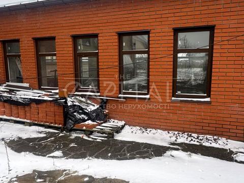коммерческая по адресу Посольська, 7