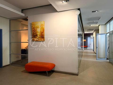 комерційна за адресою Кирилівська вул. (Фрунзе), 104А