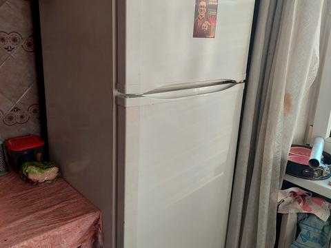 кімната за адресою Дніпро, Богдана Хмельницького просп. (Героїв Сталінграда), 63