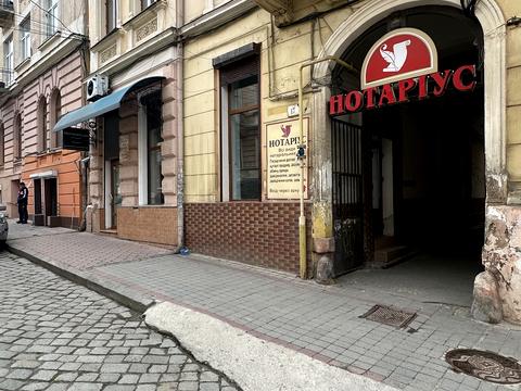 коммерческая по адресу Заньковецкой ул., 17