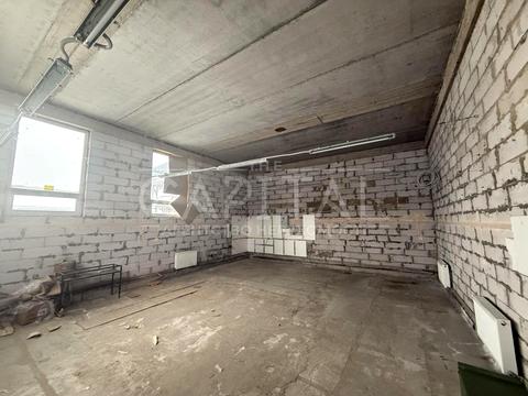 комерційна за адресою Польова вул., 1