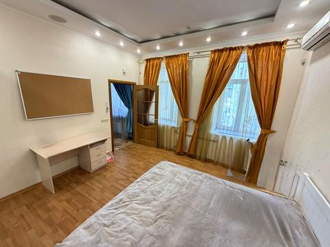 квартира за адресою Костянтинівська вул., 37
