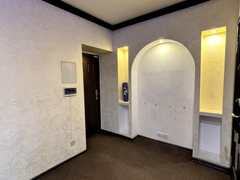 комерційна за адресою Соборна вул., 46