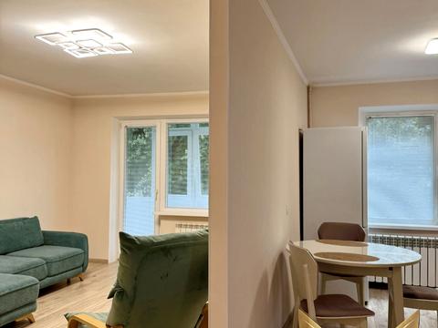 квартира за адресою Академіка Корольова вул., 7