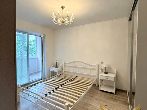 квартира за адресою Академіка Корольова вул., 7