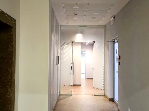 комерційна за адресою Спаська вул., 7