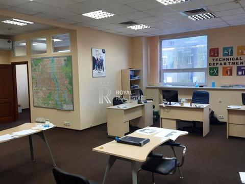 комерційна за адресою Новокостянтинівська вул., 7