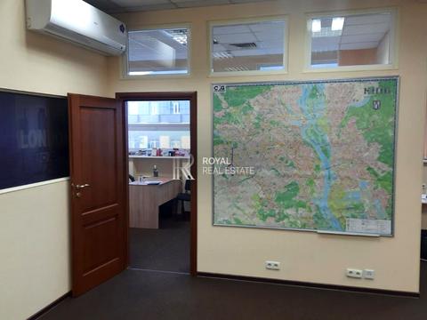 комерційна за адресою Новокостянтинівська вул., 7
