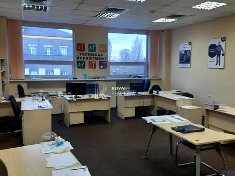 комерційна за адресою Новокостянтинівська вул., 7