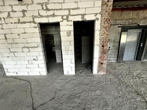 комерційна за адресою Володимира Винниченка вул. (), 6