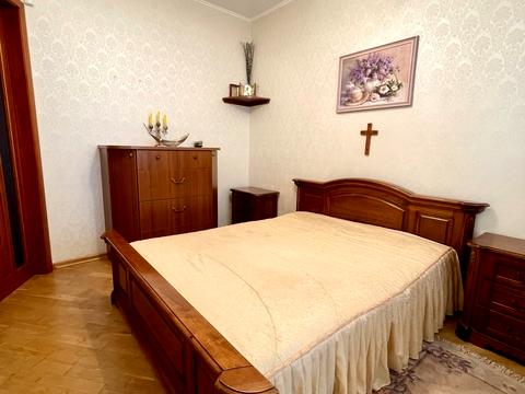 квартира за адресою Тополина вул., 16