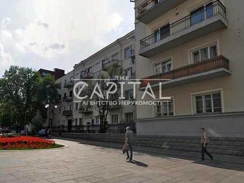 комерційна за адресою Київ, Банкова вул., 12