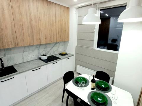квартира за адресою Зоряний бульв., 1м