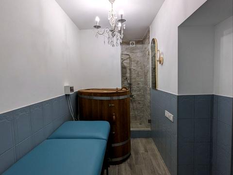 коммерческая по адресу Мира ул., 61