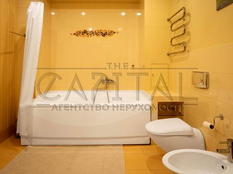 квартира за адресою Старонаводницька вул., 13