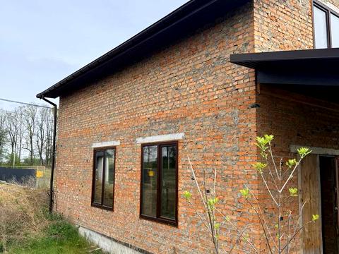 будинок за адресою Український