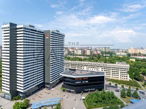 комерційна за адресою Голосіївський просп. (40-річчя Жовтня), 132