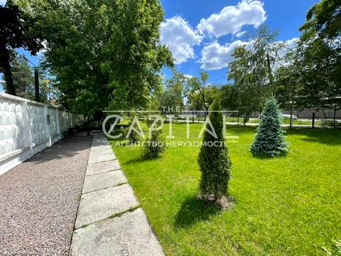 комерційна за адресою Бориспільська вул., (Будинок)