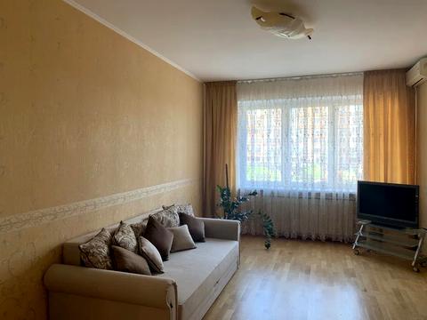 квартира за адресою Володимира Івасюка просп. (Героїв Сталінграду), 10-А