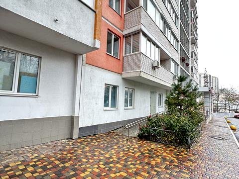 комерційна за адресою Ракетна вул., (Будинок 1)