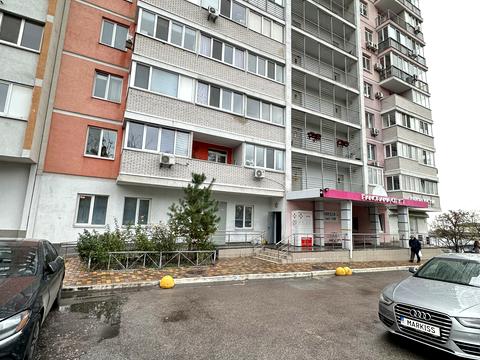 комерційна за адресою Ракетна вул., (Будинок 1)