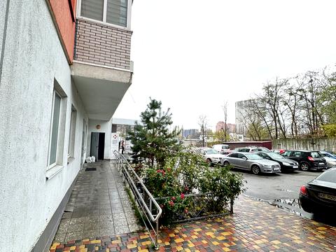 комерційна за адресою Ракетна вул., (Будинок 1)