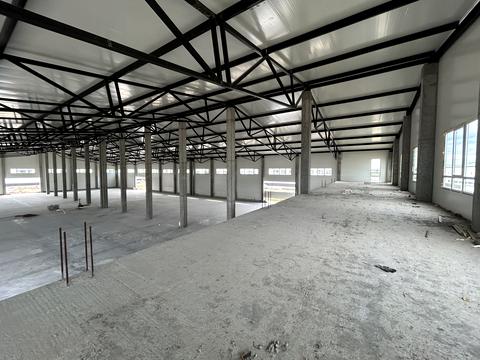 комерційна за адресою Київська вул., 1