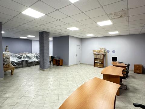 комерційна за адресою Ракетна вул., (Будинок 1)