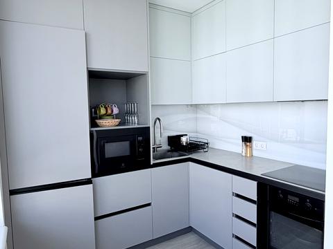 квартира за адресою Салютна вул., 2к6
