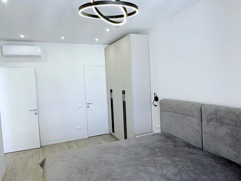 квартира за адресою Салютна вул., 2к6