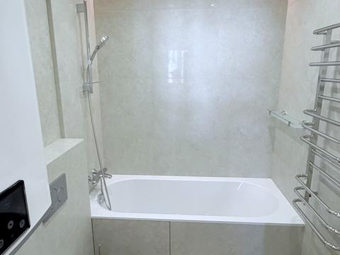 квартира за адресою Салютна вул., 2к6