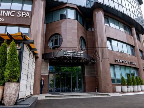 комерційна за адресою Кловський узвіз, 7a