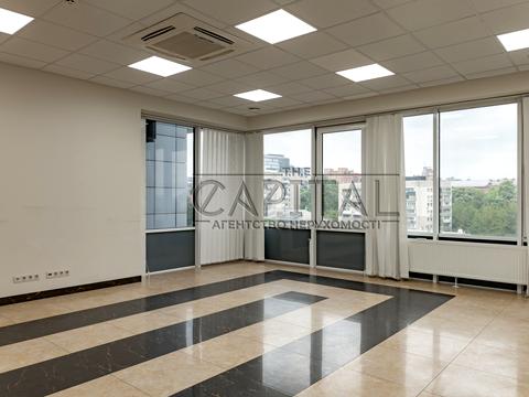 комерційна за адресою Кловський узвіз, 7a