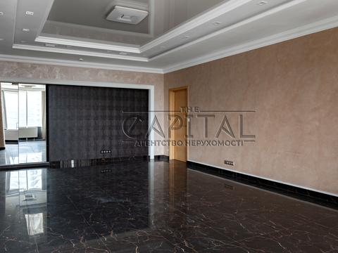 комерційна за адресою Кловський узвіз, 7a