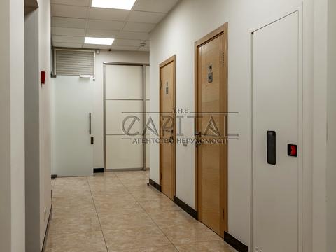 комерційна за адресою Кловський узвіз, 7a