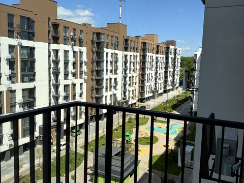 квартира за адресою Праведників Світу вул., 7