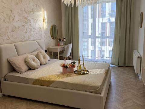 квартира за адресою Праведників Світу вул., 7