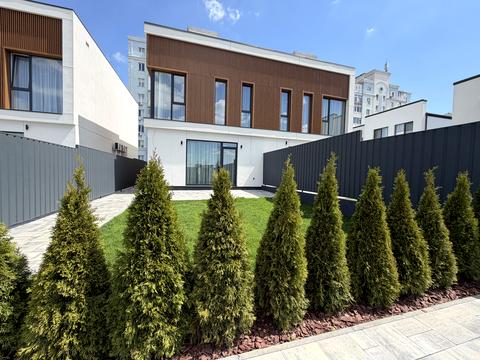 дом по адресу Макарівська ул., 27