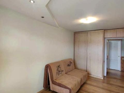 квартира за адресою Межигірська вул., 25