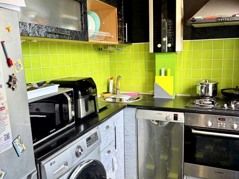 квартира за адресою Патріотична вул., 52