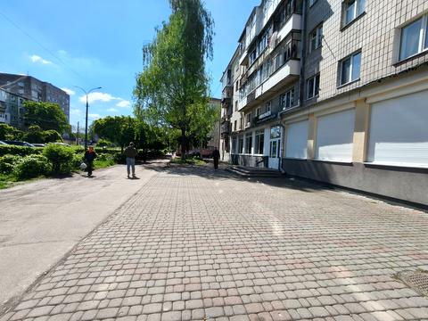 комерційна за адресою Львівська вул., 14